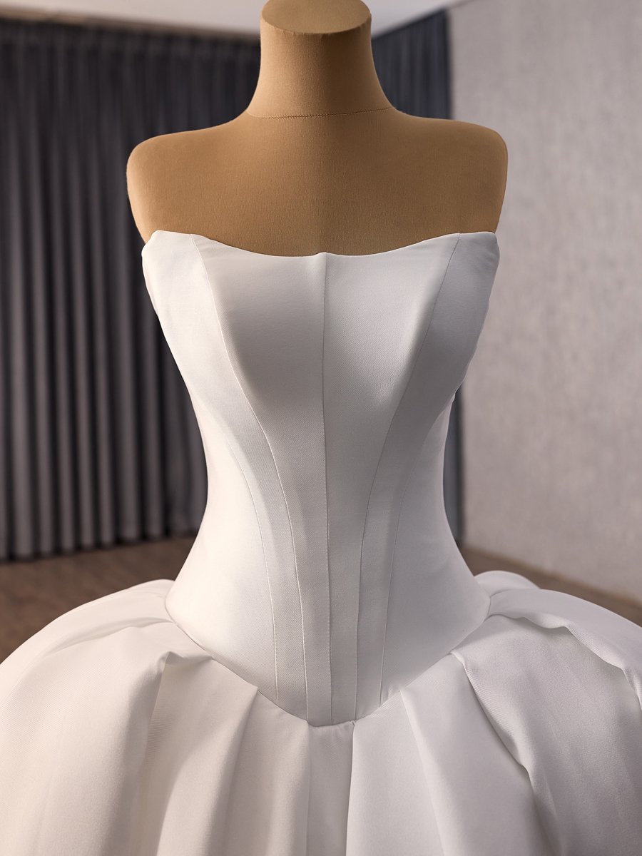 Luxury Ivory Satin Wedding Gown Strapless Corset Lace Up Chapel Ballgown Dress - Image 3