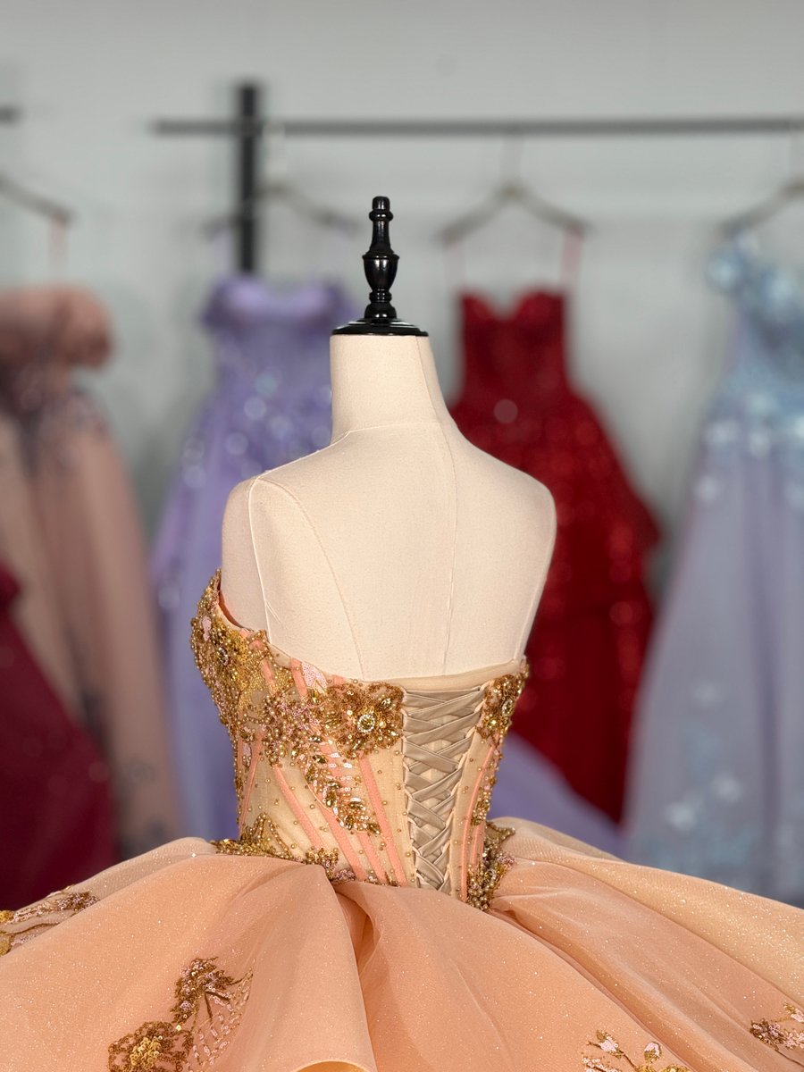 Elegant Peach Gold Quinceanera Dress Ball Gown Sweetheart Off Shoulder Long Train - Image 4