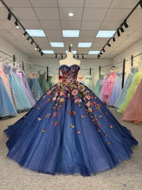 Elegant Royal Blue Quinceanera Dress Off Shoulder Floral Applique Sparkling Tulle Ball Gown Princess Prom Gown