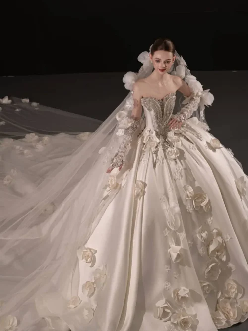 Vintage Ivory Satin Wedding Dress Strapless Floral Lace Wedding Dress 3D Flower Bridal Gown