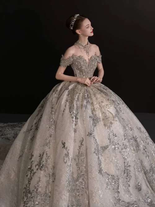 Majestic Ivory Wedding Dress Ball Gown Heavy Beaded Cold Shoulder Bridal Gown Luxury Embellished Wedding Dress
