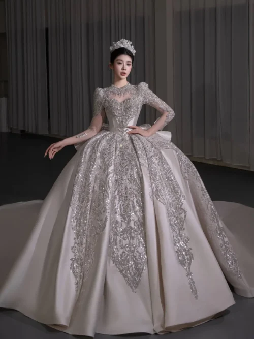 Modern Ivory Wedding Dress Ball Gown Silver Embroidery Long Sleeve Bridal Gown High Fashion Satin Wedding Dress