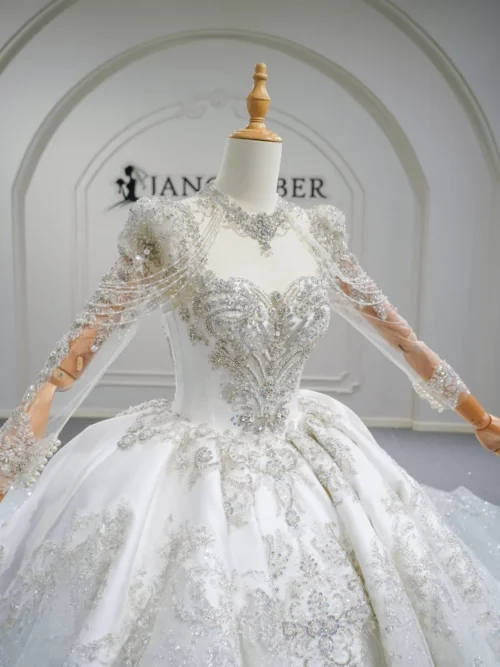 Grand Ivory Wedding Dress Ball Gown High Neck Long Sleeve Wedding Dress Sparkly Sequin Royal Bridal Gown