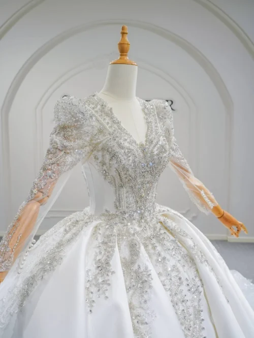 Majestic Ivory Wedding Dress Ball Gown V Neck Puff Long Sleeve Wedding Dress Satin Embroidery Bridal Gown