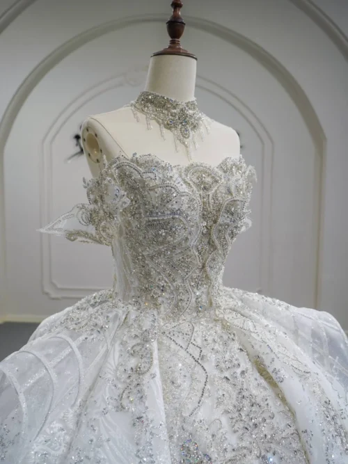 Stunning Ivory Wedding Dress Ball Gown V Neck Sparkly Sequin Wedding Dress Cathedral Train Formal Bridal Gown