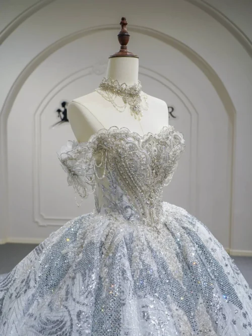 Stunning Ivory Wedding Dress Ball Gown High Neck Glitter Wedding Dress Long Sleeve Beaded Royal Bridal Gown