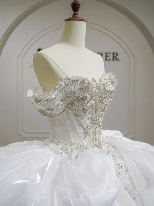 Graceful Ivory Wedding Dress Ball Gown Off Shoulder Lace Wedding Dress Beaded Waistline Princess Bridal Gown