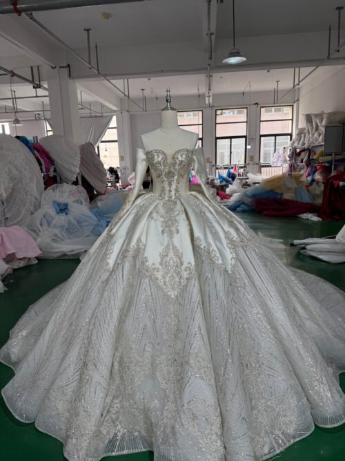 Exquisite Ivory Wedding Dress Off Shoulder Silver Sequin Embroidery Wedding Dress Shimmering Tulle Ball Gown Modern Bridal Gown