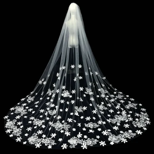 Exquisite Ivory Veil Small Flower Petals Wedding Veil Dreamy Tulle Bridal Accessories