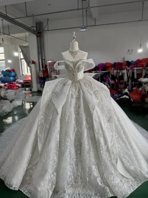 Luxury Ivory Ball Gown Wedding Dress Heavy Beaded Sequined Lace Cathedral Train Off Shoulder Sweetheart Neckline Bridal Gown